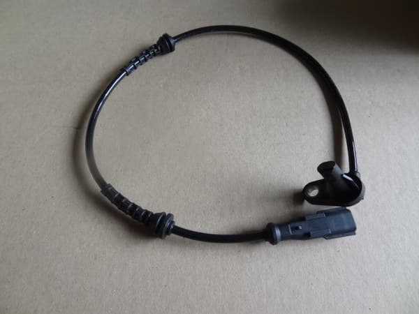 AFT ABS SENSÖRÜ ARKA DACIA DUSTER 1.6 16V-1.5 DCİ 10 479007637R-8200862229 OEM: 479007637R-8200862229 - AFT J5019756 kodlu oto yedek parça