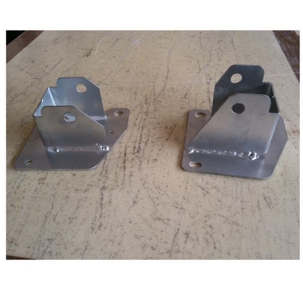 AFT ARKA TAMPON BAĞLANTI DEMİR AYAĞI TRAVERSİ SAĞ MGN II OEM: 8200010163 - AFT KAP11255 kodlu oto yedek parça