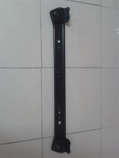 AFT RADYATÖR ALT TRAVERSİ MGN III-FLUENCE 1.5 DCİ 625300006R OEM: 625300006R - AFT KAP11490 kodlu oto yedek parça