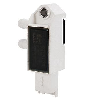 AUTODAK EGZOZ BASINC SENSORU RENAULT TRAFIC III 15> TALISMAN 15> MEGANE IV 16> KANGOO III 23> KADJAR 15> 1.5 dCi 1.6 dCi . MERCEDES OM607 OM608 OM622 OM626 W176 W177 C118 W205 W415 W447 OEM: 227701177R-A6269052200 - AUTODAK DAK3697 kodlu oto yedek parça