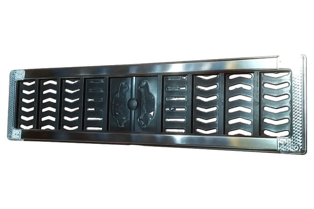 AUTOPARCT PLAKA ALTLIĞI PASLANMAZ BEYAZ REFLEKTÖRLÜ 2 Lİ TAKIM HIRDAVAT PLAKALIK OEM: PLAKALIK - AUTO TSPA55 kodlu oto yedek parça