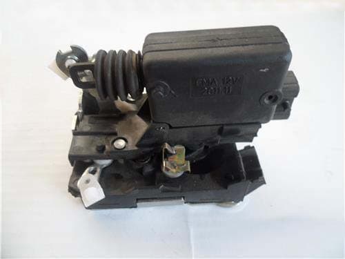 EGEKARAYEL ÖN KAPI KİLİDİ MOTORLU SOL MASTER 7701046145-7700352456 OEM: 7701046145-7700352456 - EGEKARAYEL 150 kodlu oto yedek parça