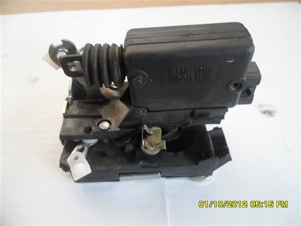 EGEKARAYEL KAPI KİLİDİ ÖN SAĞ R19 MOTORLU 7702255432 OEM: 7702255432 - EGEKARAYEL 183 kodlu oto yedek parça