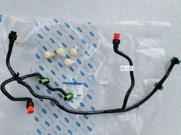 FORD- ENJEKTÖR GERİ DÖNÜŞ HORTUMU TRANSİT V363 18> 2.0 ECOBLUE OEM: GK2Q 9K022 AD-2283206 - FORD GK2Q9K022AD kodlu oto yedek parça