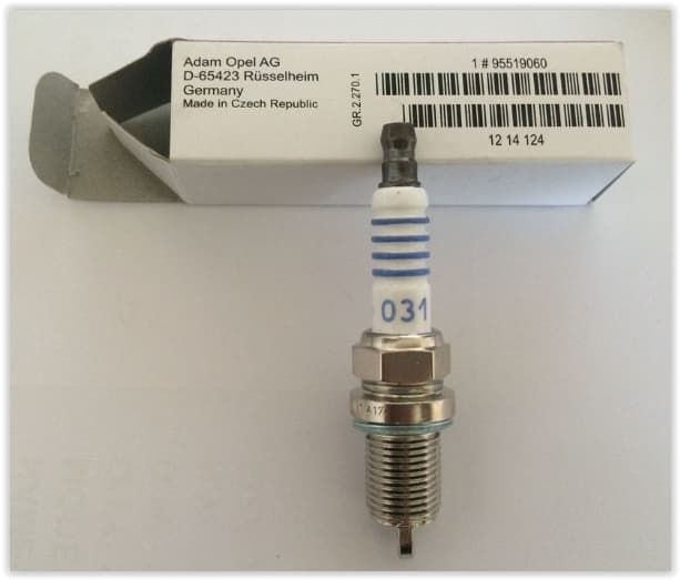 GM BUJI TEK TIRNAK W7DC UZUN PASO R9-R11 M131 DKŞ ASTRA F 92 98 VECTRA A 89 95 CORSA B 93 02 95519060-5962.65-1367526-7700857576 OEM: 95519060-5962.65-1367526-7700857576 - GM 95519060 kodlu oto yedek parça