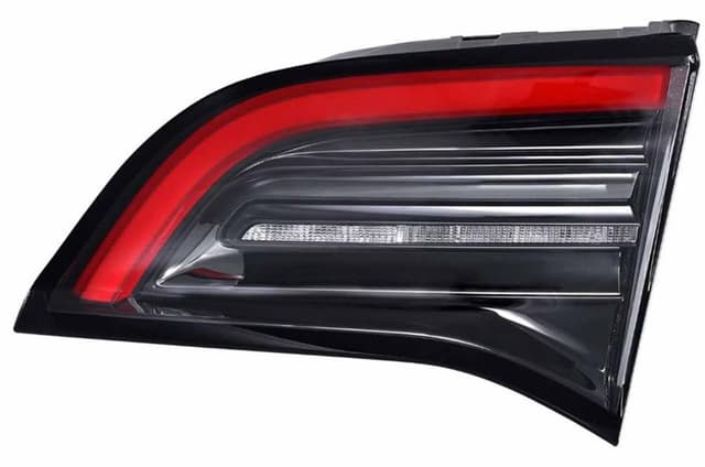 HELLA STOP LAMBASI LED İÇ SAĞ TESLA MODEL 3 MODEL Y OEM: 150208900C - HELLA 2TZ015342921 kodlu oto yedek parça
