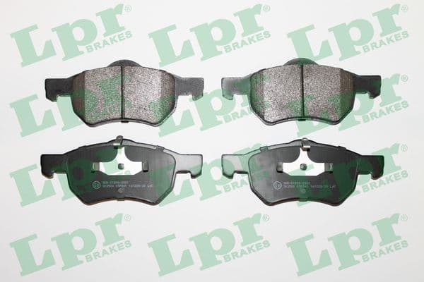 LPR ÖN BALATA DODGE CARAVAN III 3.3 AWD-3.8 T 00-07 VOYAGER III 2.4-2.5CRD 2.8CRDİ 3.3 00 12.08 OEM: 05072216AA-5072216AA-5072215AA - LPR 05P841 kodlu oto yedek parça