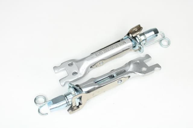 MOTORTEC ARKA FREN CIRCIR TAMİR TK. KNG II-MGN I-CLIO IV-DUSTER-SANDERO-LODGY-DOKKER 2AD OEM: 7701208061 - MOTORTEC RNT0453 kodlu oto yedek parça