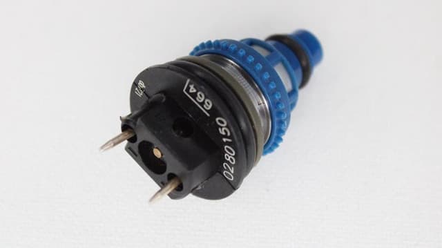 MOTORTEC ENJEKTÖR MEMESİ-TEK DELİK-YEŞİL-SÜZGEÇLİ-0 280 150 664 R.CLIO-R9-19-E7J 1.4 OEM: 7701035320 - MOTORTEC RNT0794 kodlu oto yedek parça