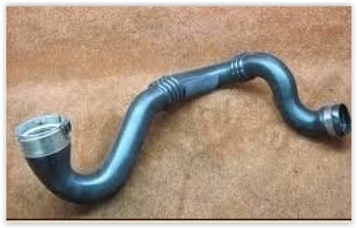 MY TURBO BORUSU MASTER III FAZ3 OEM: 144600828R-8200730404 - MY 144600828R kodlu oto yedek parça