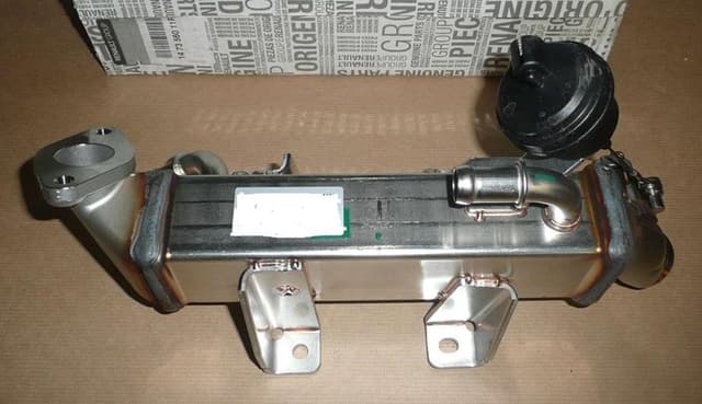 MY EGR SOĞUTUCU RENAULT MASTER III 2.3-TRAFIC III 2.0-LGN III M9R OEM: 8200719993-147356011R - MY 147356011R kodlu oto yedek parça