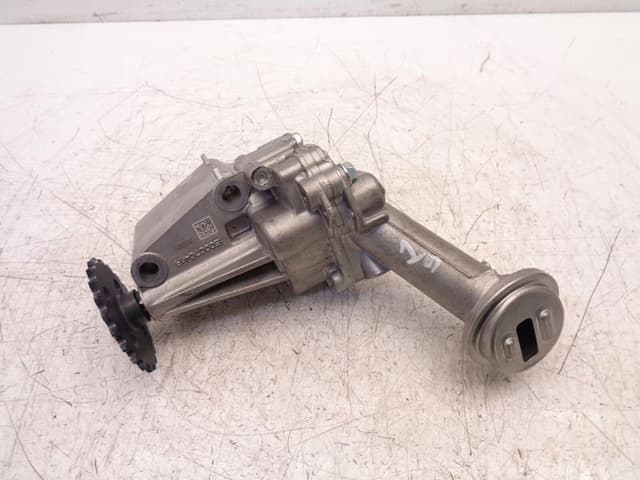 MY YAĞ POMPASI RENAULT MEGANE IV 15 TALISMAN 15 DACIA DUSTER II 18 EURO 6 1.5 DCI K9K OEM: 150007041R-150009836R-150001976R - MY 150007041R kodlu oto yedek parça