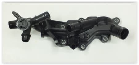 OEK TERMOSTAT GÖVDESİ KOMPLE CLIO 4-CAPTUR 13- 1.2Tce-SANDERO-SYMBOL 13- 0.9Tce MÜŞÜRLÜ 110608635R-110606217R OEM: 110608635R-110606217R - OEK 110608635R kodlu oto yedek parça