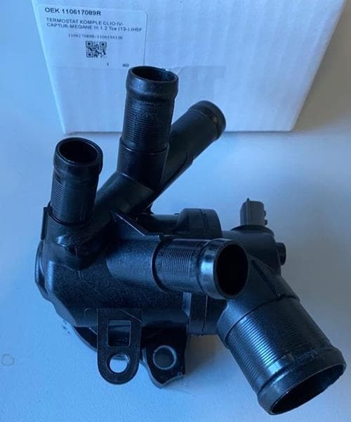 OEK TERMOSTAT 95 C KOMPLE RENAULT CLIO IV 12 CAPTUR 13 MEGANE IV 15 DACIA DUSTER 13 DOKKER 12 NISSAN QASHQAI II J11 15 1.2 TCe H5F 110617089R-110619413R OEM: 110617089R-110619413R - OEK 110617089R kodlu oto yedek parça