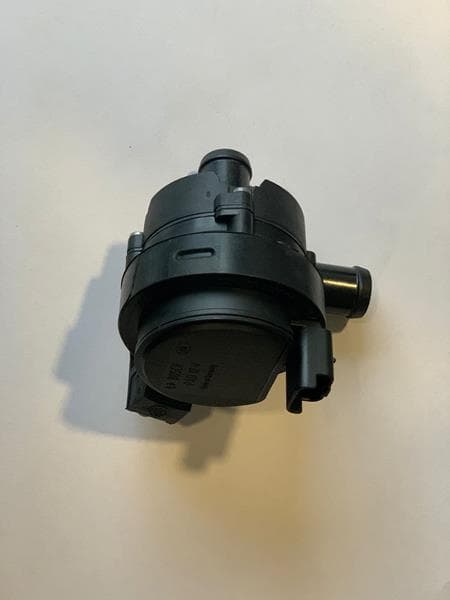 OEK ILAVE SU POMPASI RENAULT MEGANE IV 18 KADJAR 18 CLIO V 18 CAPTUR II 20 DACIA DUSTER 19 1.3 TCE 144B06803R-93865567-144B00004R OEM: 144B06803R-93865567-144B00004R - OEK 144B06803R kodlu oto yedek parça