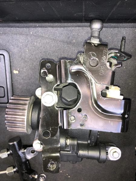 OEK YUKSEK BASINC POMPASI MERCEDES OM607 W176 W246 C117 X117 W415 X156 . RENAULT CAPTUR-KAJDAR 15 GRAND KNG 13 MGN III-SCENIC III 09 QASHQAI-JUKE K9K 1.5 dCi A6070700001-167008997R OEM: A6070700001-167008997R - OEK 167003669R kodlu oto yedek parça