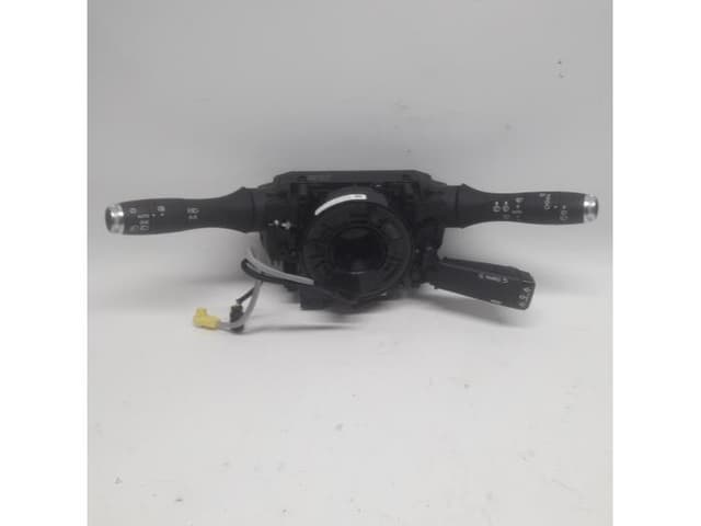 OEK FAR SİLECEK KOLU KOMPLE CLIO V 255675601R OEM: 255675601R - OEK 255675601R kodlu oto yedek parça