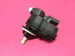 OEK FAR AYAR MOTORU CLIO IV-MEGANE IV-CAPTUR OEM: 260567357R - OEK 260567357R kodlu oto yedek parça