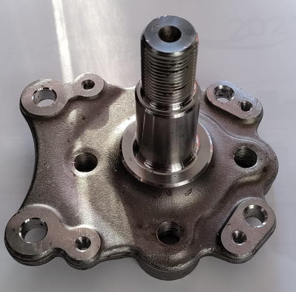 OEK AKS TAŞIYICI MEGANE IV SEDAN 430434749R OEM: 430434749R - OEK 430434749R kodlu oto yedek parça