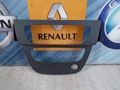 OEK ÖN PANEL RADYO ÇERÇEVESİ MGN III-FLUENCE 682601753R OEM: 682601753R - OEK 682601753R kodlu oto yedek parça