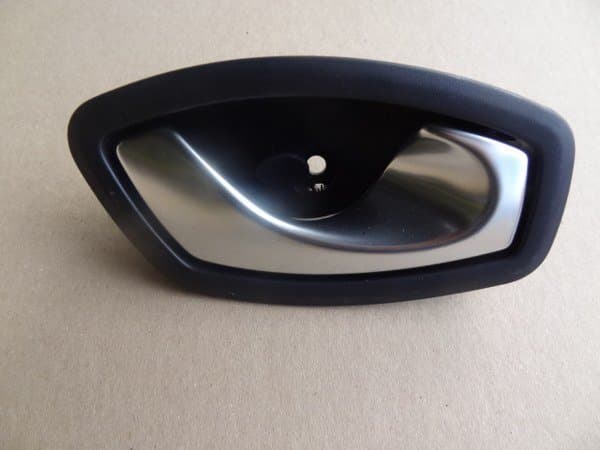 OEK KAPI İÇ ACMA KOLU LGN III 806700005R OEM: 806700005R - OEK 806700005R kodlu oto yedek parça