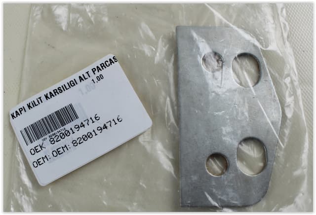 OEK KAPI KİLİT KARŞILIĞI ALT PARÇASI TRAFIC II 8200194716 OEM: 8200194716 - OEK 8200194716 kodlu oto yedek parça
