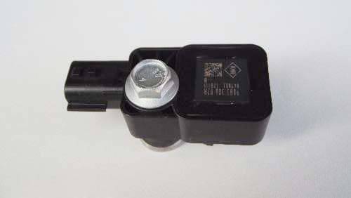 OEK AIRBAG SENSÖRÜ MGN III-FLUENCE-KNG YM 8200385078-8200385078 OEM: 8200385078-8200385078 - OEK 8200385078 kodlu oto yedek parça