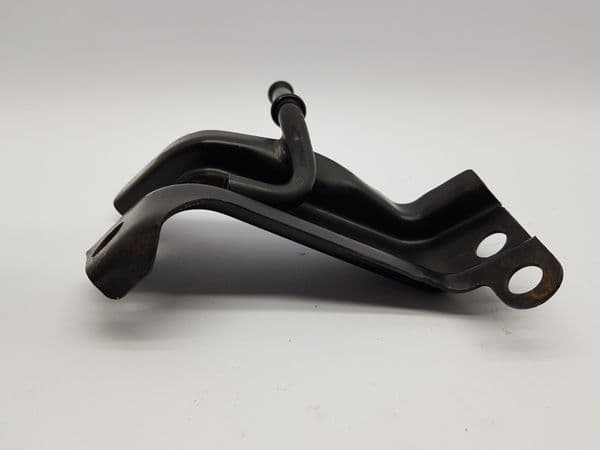 OEK RENAULT EGZOZ SUPORTU KNG YM 8200530519 OEM: 8200530519 - OEK 8200530519 kodlu oto yedek parça