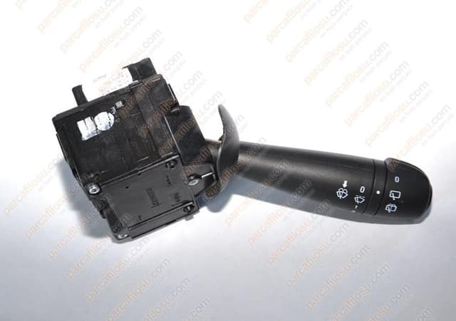 OEK SİLECEK KUMANDA KOLU DOKKER-LOGAN II-SANDERO II Yol Bilgisayarı Fonksiyonu Yok 8201168003 OEM: 8201168003 - OEK 8201168003 kodlu oto yedek parça