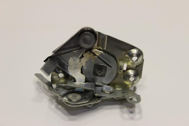 OPAR KAPI KİLİDİ ARKA İÇ SAĞ M131 DKŞ OEM: 4356259 - OP 4356259E kodlu oto yedek parça