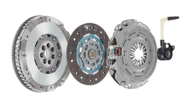 OPAR DMF VOLAN RULMANLI DEBRİYAJ KİT FIAT 500L 12> DOBLO 10> BRAVO II 07>14 ALFA ROMEO GIULIETTA 10> OPEL COMBO 10> 1.6D MJET 837456 OEM: 55212655-55240571-55248440 - OP 55108303 kodlu oto yedek parça