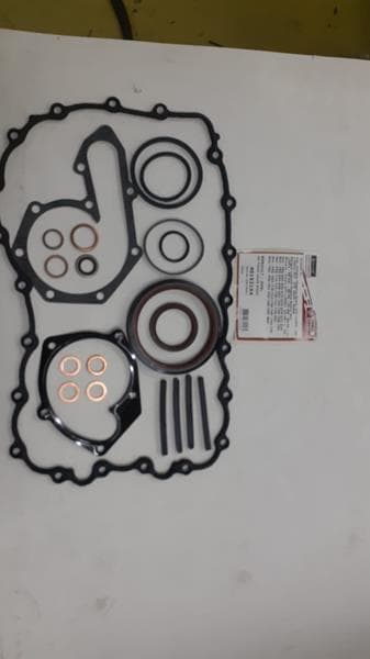 OTOCONTA MOTOR ALT TK. CONTA MEGANE I-II SCENIC I-II CLIO II-LAGUNA I-II KANGOO 96 VİVARO A-MOVANO A-CARISMA-SPACE STAR MPV-PRİMERA VOLVO S40 96 1.8 F4P 1.9dCi F8Q F9Q 2.0 F3R F7R 7701470176 OEM: 7701470176 - OTOCONTA 40152104 kodlu oto yedek parça