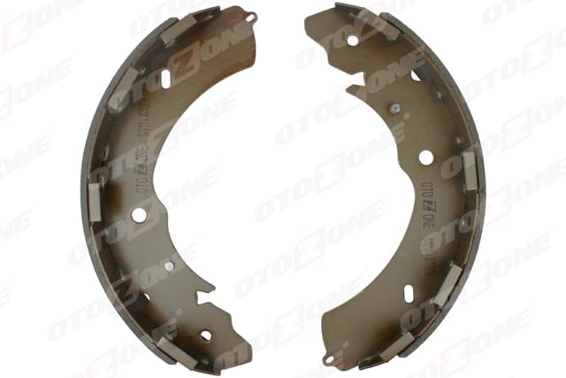 OTOZONE ARKA PABUÇ BALATA L200 2.5D 05- -ISUZU D-MAX 2.5 D 12- 300x50 GS8768 7181225 OEM: 4600A106-4600A122-26694YC000 - OTOZONE FPA9005 kodlu oto yedek parça