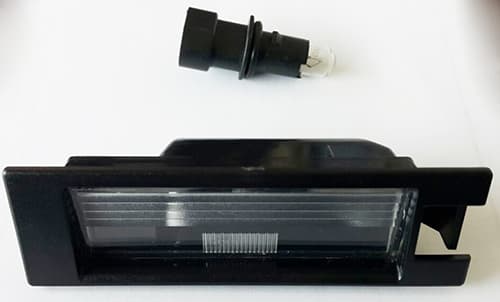 OZAR ARKA PLAKA LAMBASI LINEA-PALIO-PUNTO-DOBLO TEK KAPI DUYLU AMPÜLLÜ 46843615 OEM: 46843615 - OZAR 4M131150 kodlu oto yedek parça