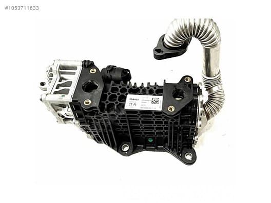 PSA EGR SOĞUTUCU KÜTÜĞÜ KOMPLE P301-P208-P2008-P3008-P5008-PARTNER-BERLINGO-JUMPY-C3-C4-C-ELYSEE 1.5 BlueHDI DV5 TOURNEO-FOCUS IV 17 COURIER 17 KUGA III 19 1.5 ECOLBUE 9813050280-KV6Q9U443BB OEM: 9813050280-KV6Q9U443BB - PSA 9813050280 kodlu oto yedek parça