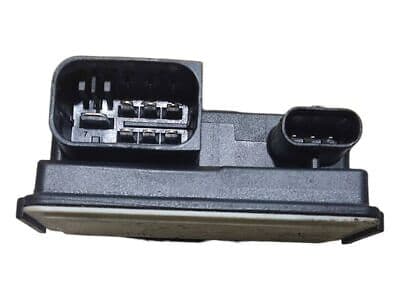 SAGEM KIZDIRMA KUMANDA UNITESI BMW N57 F30 F34 F32 F33 F36 F07 F10 F06 F12 F13 F01 F25 F26 E70 F15 E71 F16 F15 E71 F16 OEM: 12217822100 - SAGEM 210345 kodlu oto yedek parça