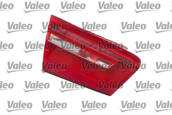 VALEO STOP LAMBASI SAĞ İÇ LED A6 11 > AMPÜLLÜ OEM: 4G5945094A - VALEO 044524 kodlu oto yedek parça