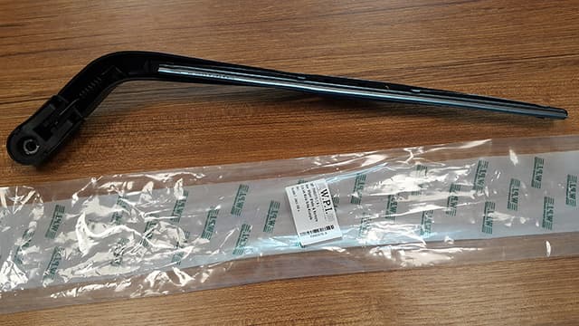 WPI ARKA SİLECEK KOLU KOMPLE HONDA JAZZ 08  - WPI 2945315A kodlu oto yedek parça