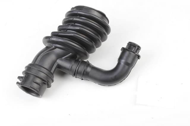 YTT HAVA FILTRE HORTUMU KIT KORUKU FOCUS II FACUS C MAX 1.6TDCI 90PS 03 07 VOLVO S40 1.6TDI 90PS 7M519A673EJ-31293729-30792123 OEM: 7M519A673EJ-31293729-30792123 - YTT 9548 kodlu oto yedek parça