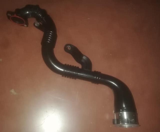 ZENON TURBO HORTUMU PLASTIC R.MEGANE IV-FLUENCE-SEDAN MEGANE IV-Grandtour K9A/M/N -SC NIC IV J9 1.2Tce OEM: 144604EJ0D72341960 144604EJ0B144604 - ZENON RN8442 kodlu oto yedek parça