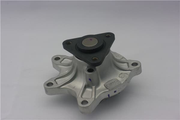 GMB DEVİRDAİM SU POMPASI TOYOTA YARIS 1.3L 2NZ-FE NCP10 Japon üretimi araçlar için 99-05 OEM: 1610029155-1610029156-1610029158 - GMB GWT-101A kodlu oto yedek parça