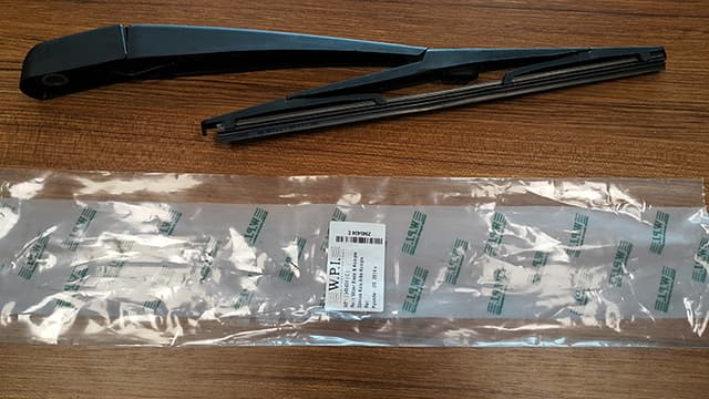 WPI ARKA SİLECEK KOLU KOMPLE HYUNDAI BAYON 1.0L 1.2L 1.4L 21- / İ20 1.1L 1.4L CRDİ 15- 1.2L 1.4L 1.6L BENZİNLİ 15- KISA KOL OEM: 98815C8000-988121P000-988501P000 - WPI 2945434C kodlu oto yedek parça