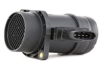 HELLUX HAVA KÜTLE ÖLÇER DEBİMETRE FIAT DOBLO 05 GRANDE PUNTO 05 10 LİNEA 07 BRAVO II 07 14 ALFA ROMEO MITO 09 147 05 10 1.3JTD 1.9JTD OEM: 55183650 - HELLUX HLS.8495 kodlu oto yedek parça