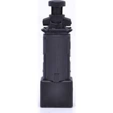 BRUCKE FREN MÜŞÜRÜ MASTER II 01 07 KANGOO 97 CLIO II 98 MEGANE I 99 03 THALIA I 98 TRAFIC II 01 06 SAN DERO 08 LOGAN 06 MOVANO A 01 VIVARO A 01 06 1.2 1.4 1.5dCi 1.6 1.9dCi 2.0dCİ 2.5dCi 2 FİŞLİ SİYAH OEM: 7700414986-7700842697-4500684 - BRUCKE 7700414986B kodlu oto yedek parça