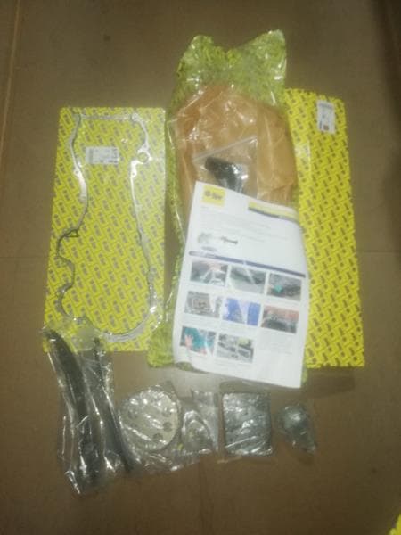 OPAR EKSANTRİK ZİNCİR SETİ YAĞ POMPALI ÜST KAPAK CONTASI DAHIL DELİKLİ ZİNCİR ALBEA-DOBLO-EGEA-PUNTO- 500-LİNEA-FİORİNO 1.3 JTD 1.3D MTJ OEM: 55100978-55100139-55186663E - OP 55107097 kodlu oto yedek parça