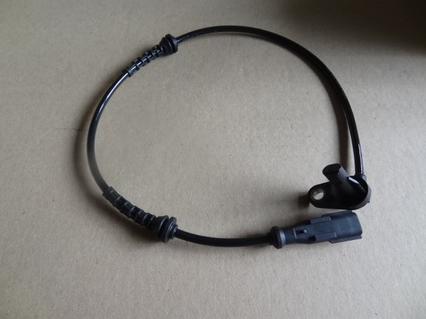 AFT ABS SENSÖRÜ ARKA DACIA DUSTER 1.6 16V-1.5 DCİ 10 479007637R-8200862229 OEM: 479007637R-8200862229 - AFT J5019756 kodlu oto yedek parça görseli