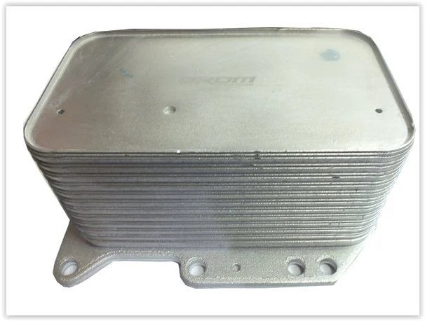 AUTODAK YAĞ SOĞUTUCUSU RENAULT KOLEOS I-TRAFIC II-MASTER III-MOVANO B-VIVARO-NISSAN NV400 8201005241 8201005241 OEM: 8201005241 - AUTODAK DAK3025 kodlu oto yedek parça görseli