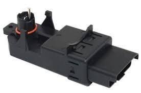 AUTODAK 8201010926 ÖN CAM KRİKOSU ELEKTERİKLİ/MOTORSUZ SOL MGN II 02 LM/BM OEM: 8201010926-8200325136-8200478621 - AUTODAK DAK3238 kodlu oto yedek parça görseli