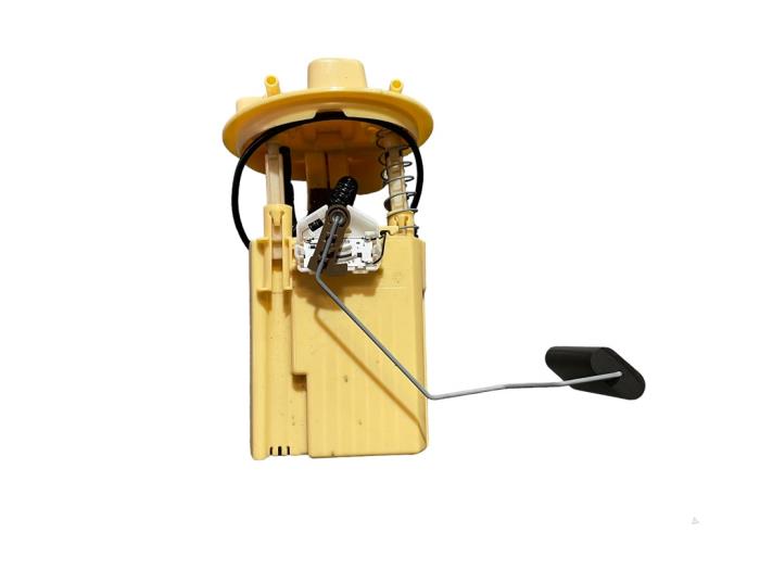 AUTODAK YAKIT ŞAMANDIRASI RENAULT CAPTUR I 13 CLIO IV 12 21 1.5dCi K9K 172021275R-172027215R OEM: 172021275R-172027215R - AUTODAK DAK3437 kodlu oto yedek parça görseli