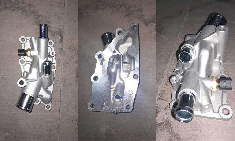 AUTODAK TERMOSTAT SU POMPASI DAĞITIM KUTUSU MEGANE IV- FLUENCE-DUSTER 1.6 16V H4M 110605223R OEM: 110605223R - AUTODAK DAK3659 kodlu oto yedek parça görseli